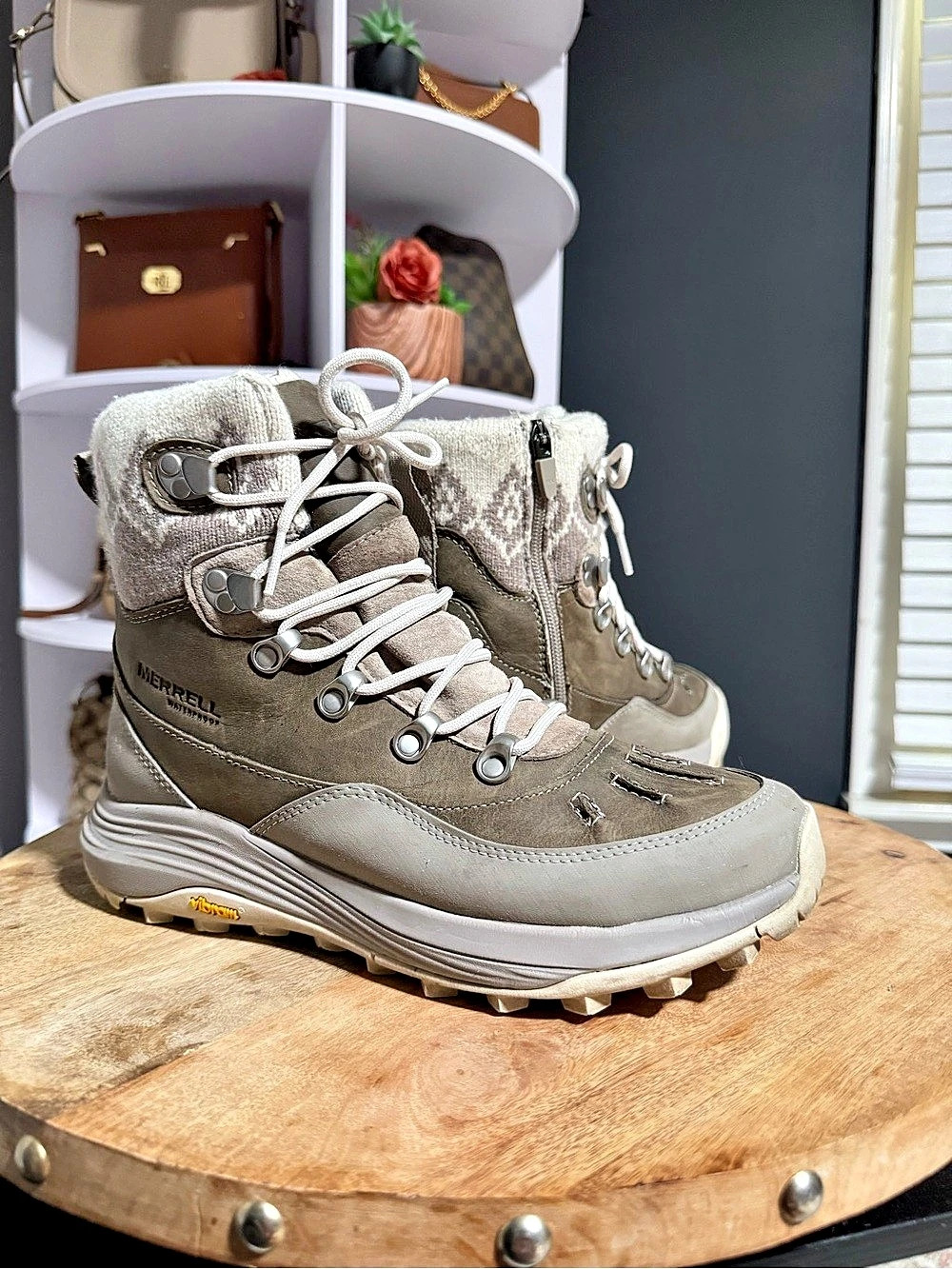 Merrell J037414 Winter Boots Gray & White US 8 Like New